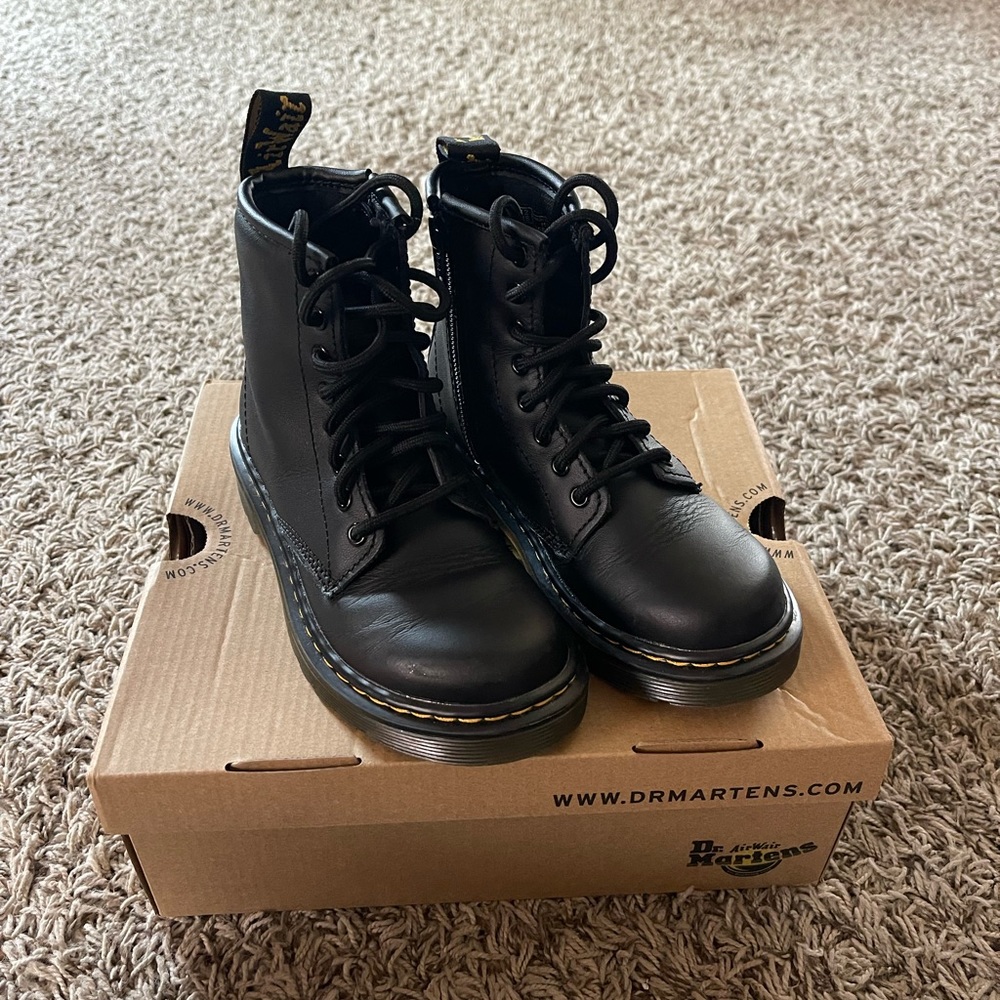 Dr. Martens Kids Black Lace-Up Leather Combat Boots